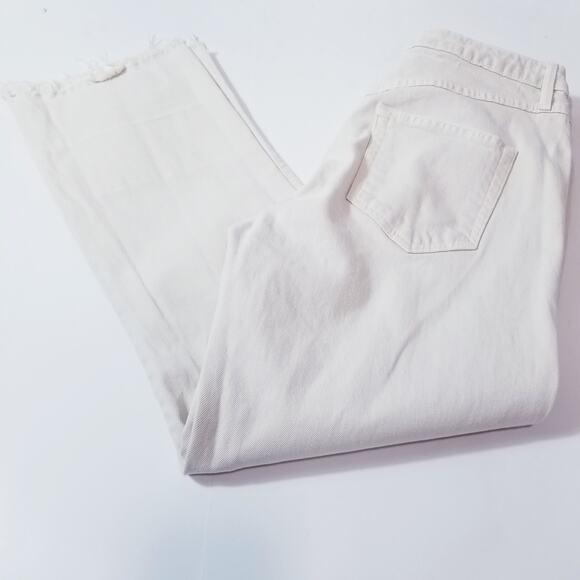 AMO Jeans Bella Vintage White Frayed Hem High Rise Denim - Picture 13 of 14